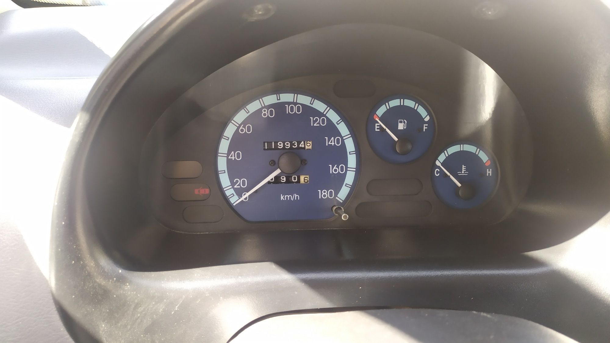 Matiz 2017-yil kraska toza, 119000 km benzinda yurgan