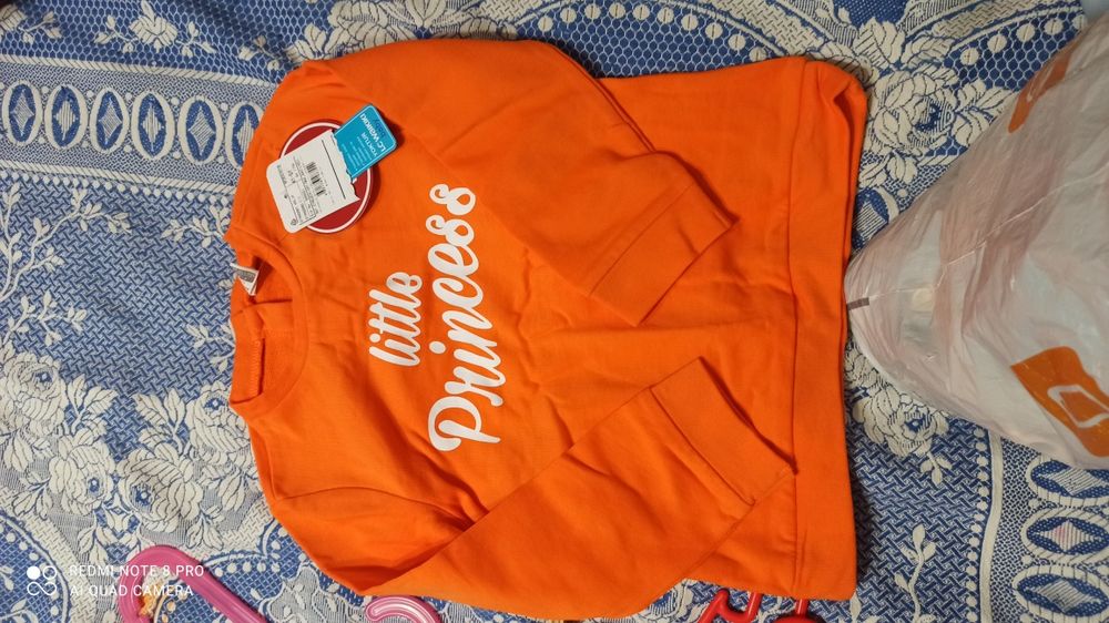 Дрехи за момиче различни размери