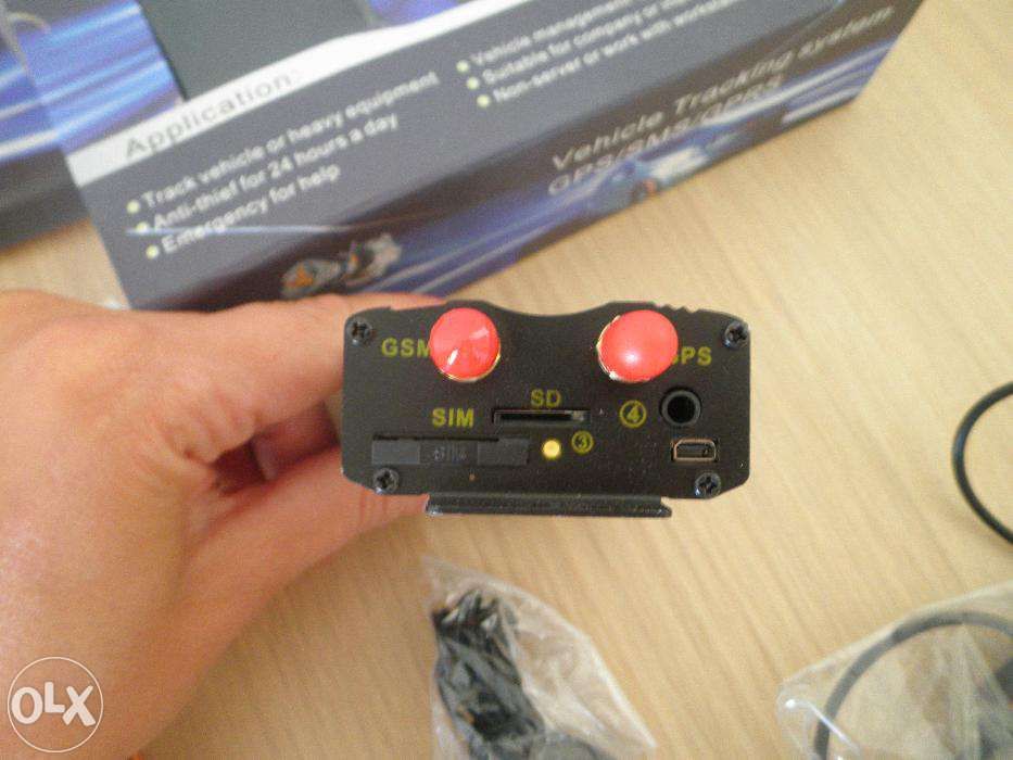 Gps gsm gprs tracker - dispozitiv urmarire/ blocare auto