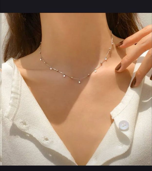 серебряная цепочка похожая на чокер