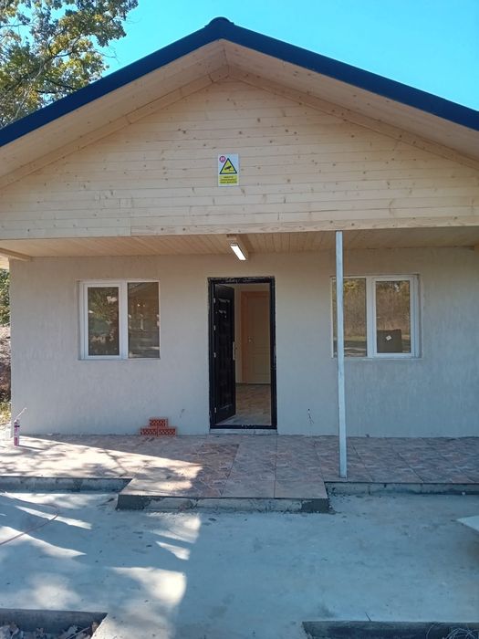 Case din panouri sandwich