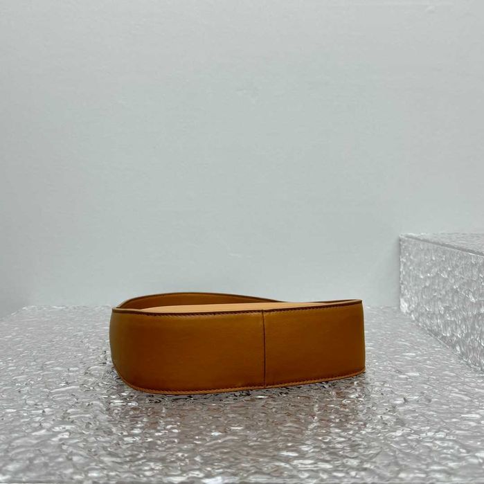 Geanta The Row Moon 20 cm, maro, tip Premium