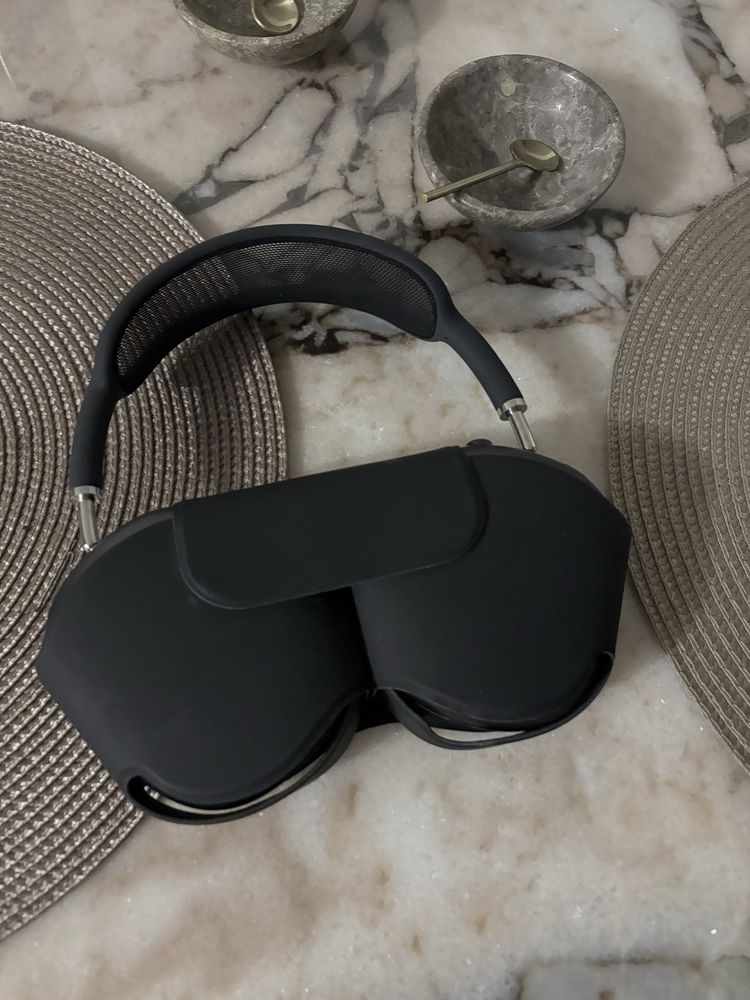 Слушалки air pods max
