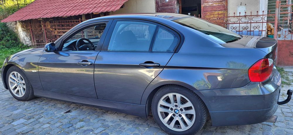 Vand BMW 320D - an fabricatiei 2006