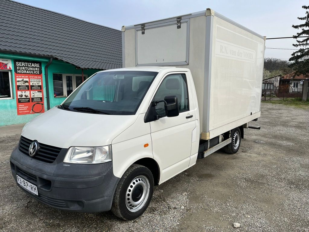 Vand VW Transporter T5, 1.9 TDI, an 2005