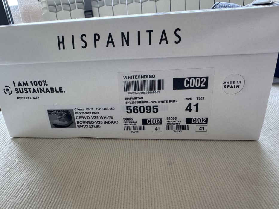 Чисто нови спортни дамски обувки Hispanitas