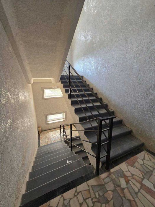 Продаётся 1х комн квартира на 4 этаже Ор-р Мелодия