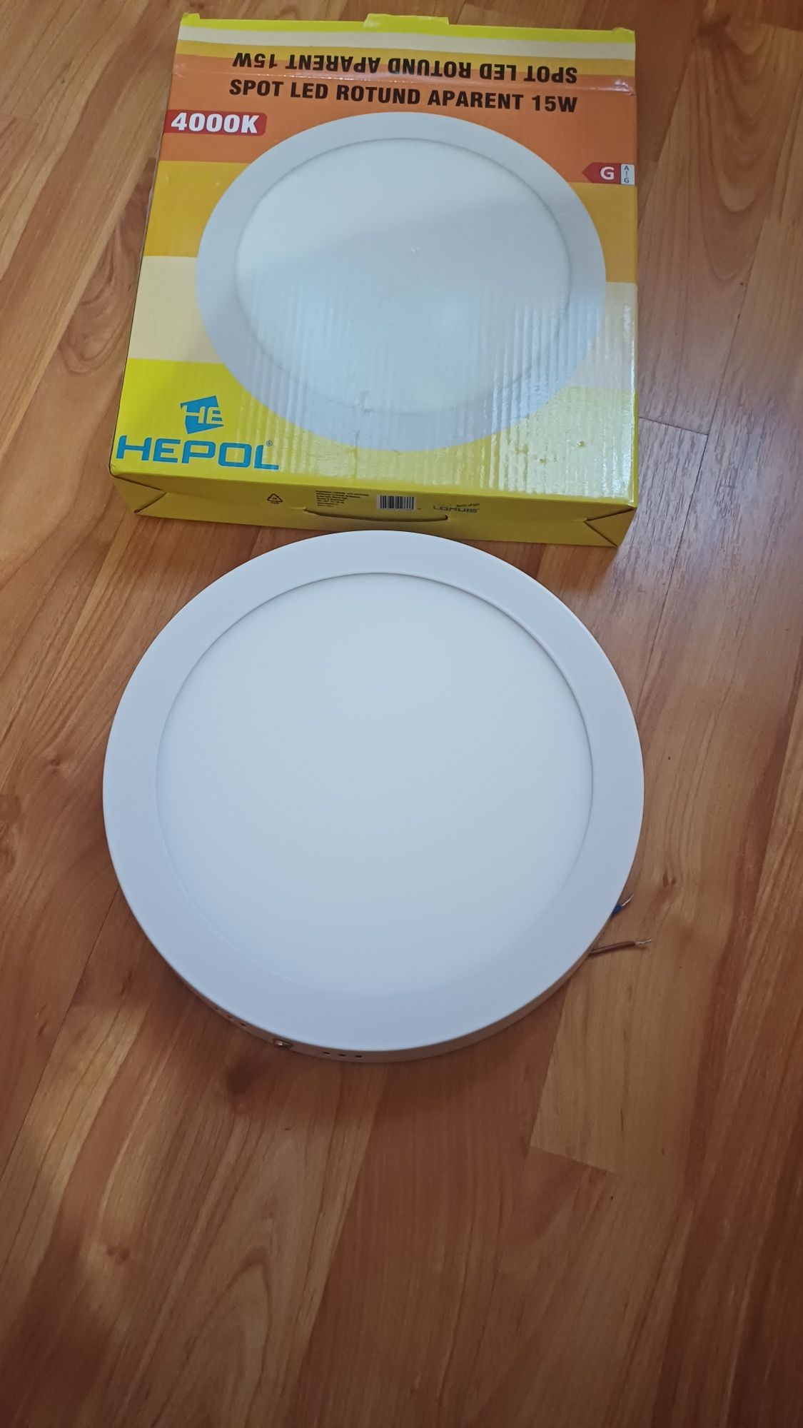 Spot led și lampa