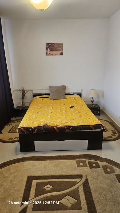 Inchiriez garsonieră in centrul orașului.