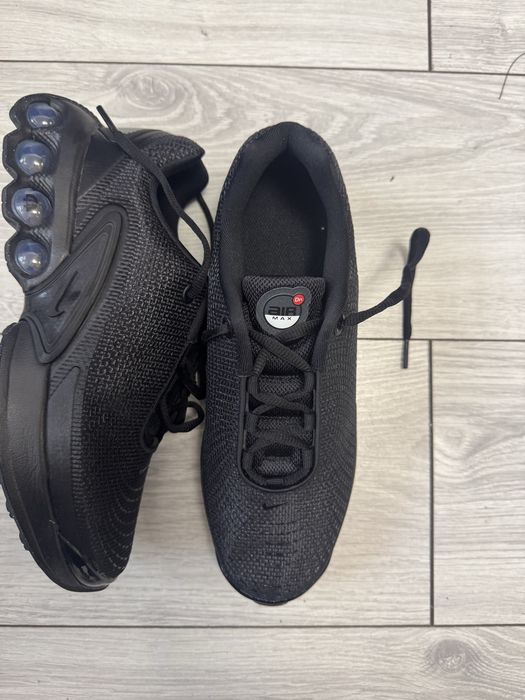 Adidasi nike dn nr 39