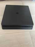PS4 Slim 1TB с налични игри - Fifa 22, UFC 3, GTA V, NFS PAYBACK и др.