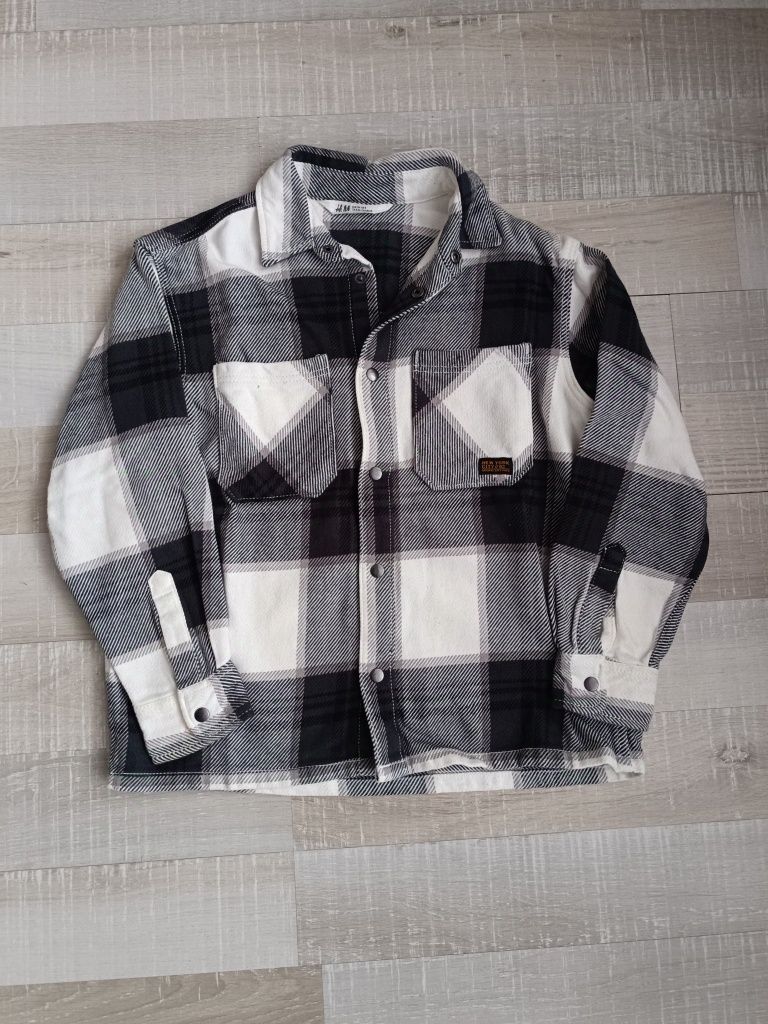 Зимна риза,бяло и черно каре  H&M 134рр