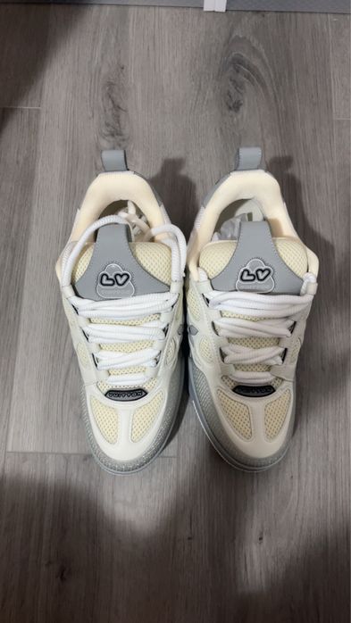 louis vuitton skate.