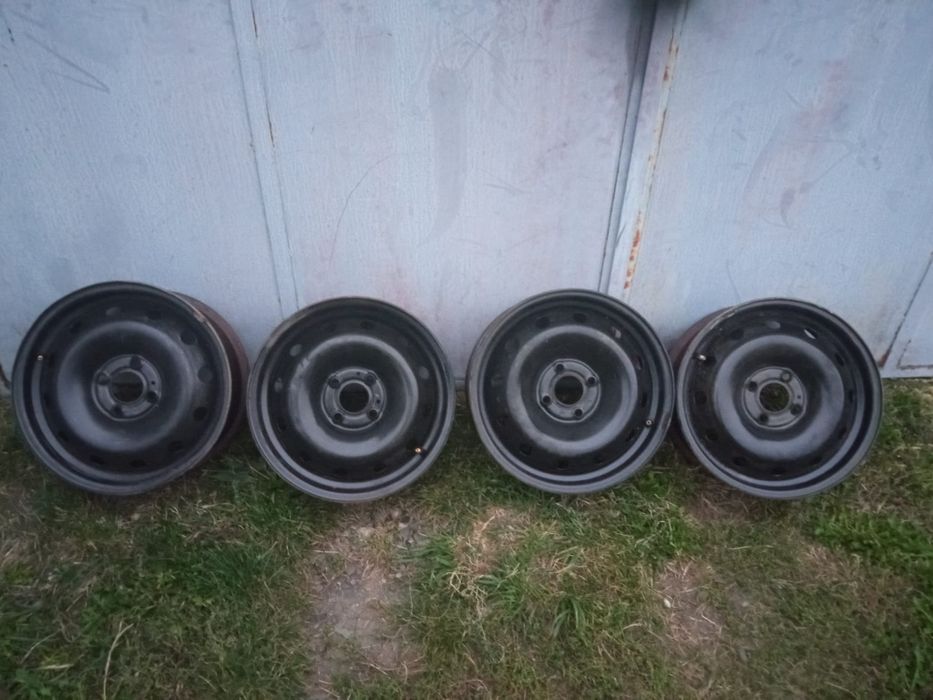 jenti tabla pe 15 renault