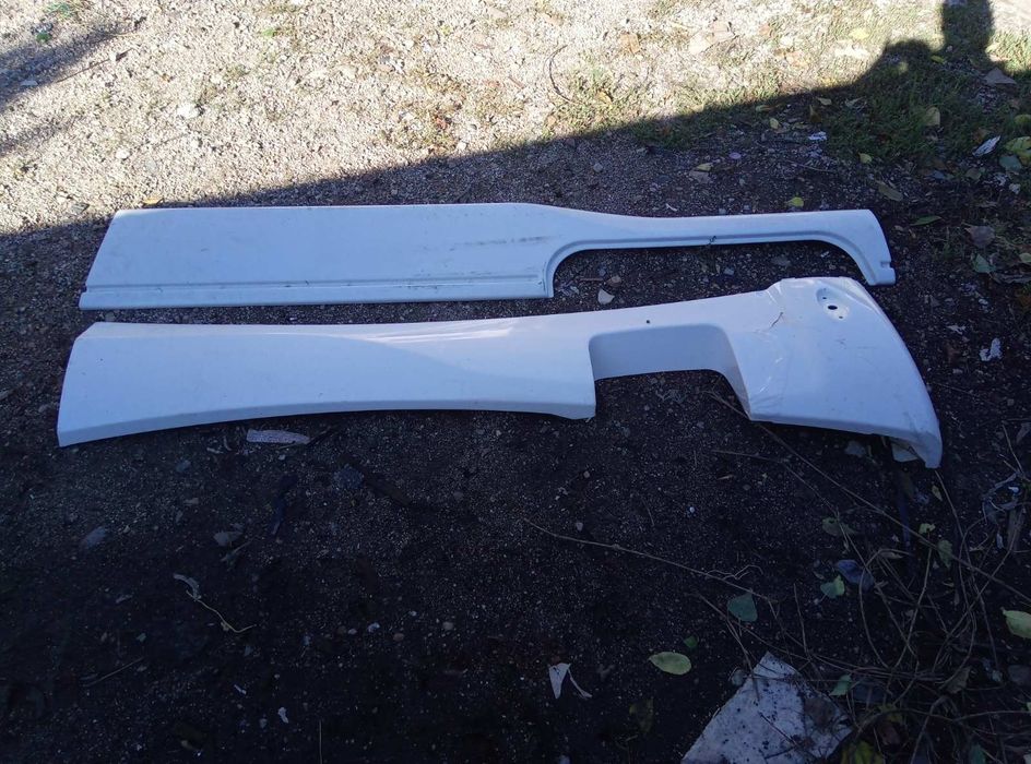 Брони,прозорци,тенти и пластмаси за кемпери и каравани