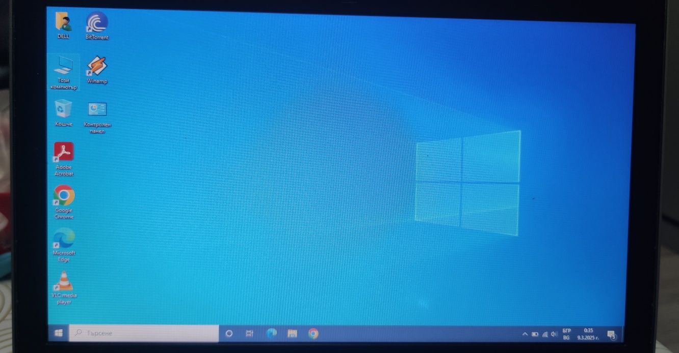 Лаптоп Dell latitude отлично работещ на ТОП ЦЕНА