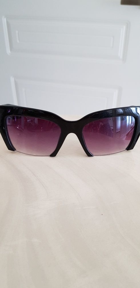 Оптика продам солнцезащитные очки