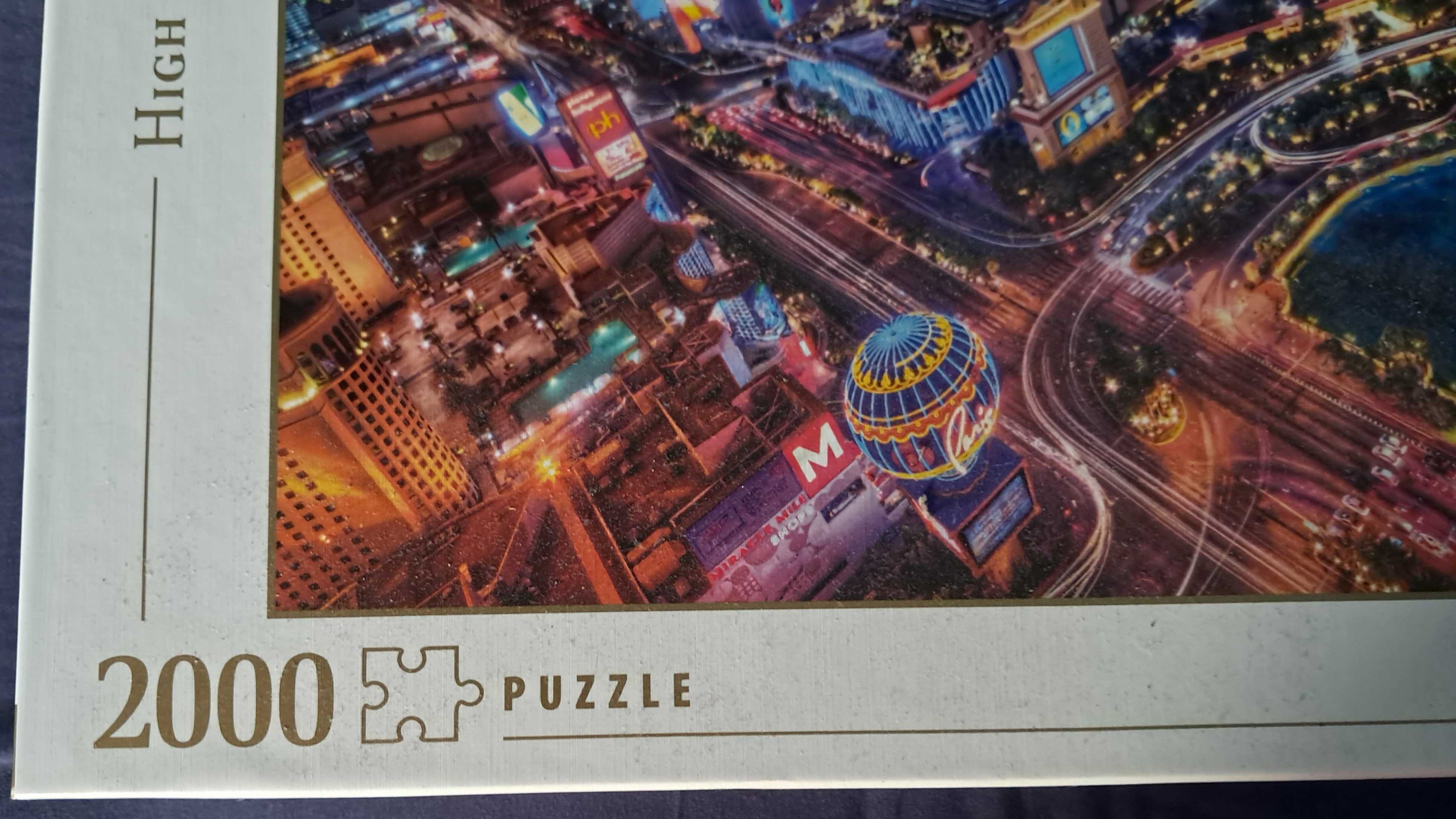 Пъзел от 2000 части