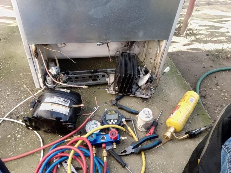 Reparati frigidere / montaj aer conditionat