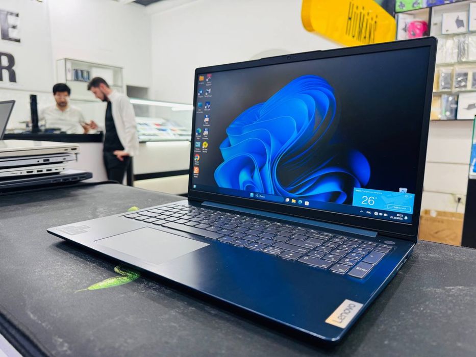 Lenovo IdeaPad 3 Core i7-11gen 8/128+1TB