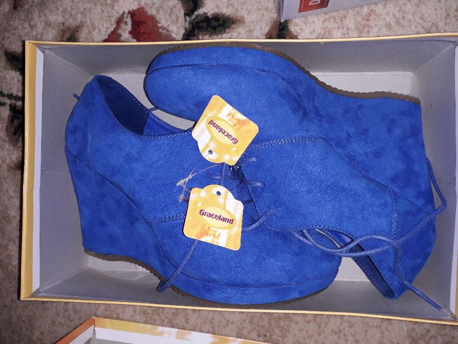 Vand pantofi cu toc mascat