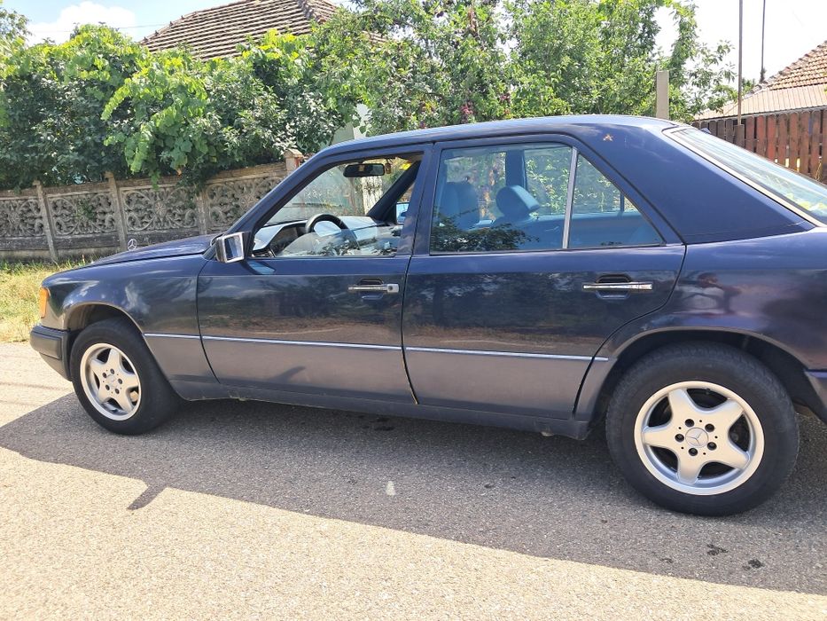 Vand Mercedes V124