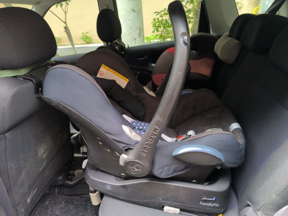 Maxi Cosi scaun cu isofix