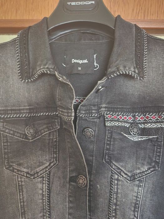Дънково яке Desigual