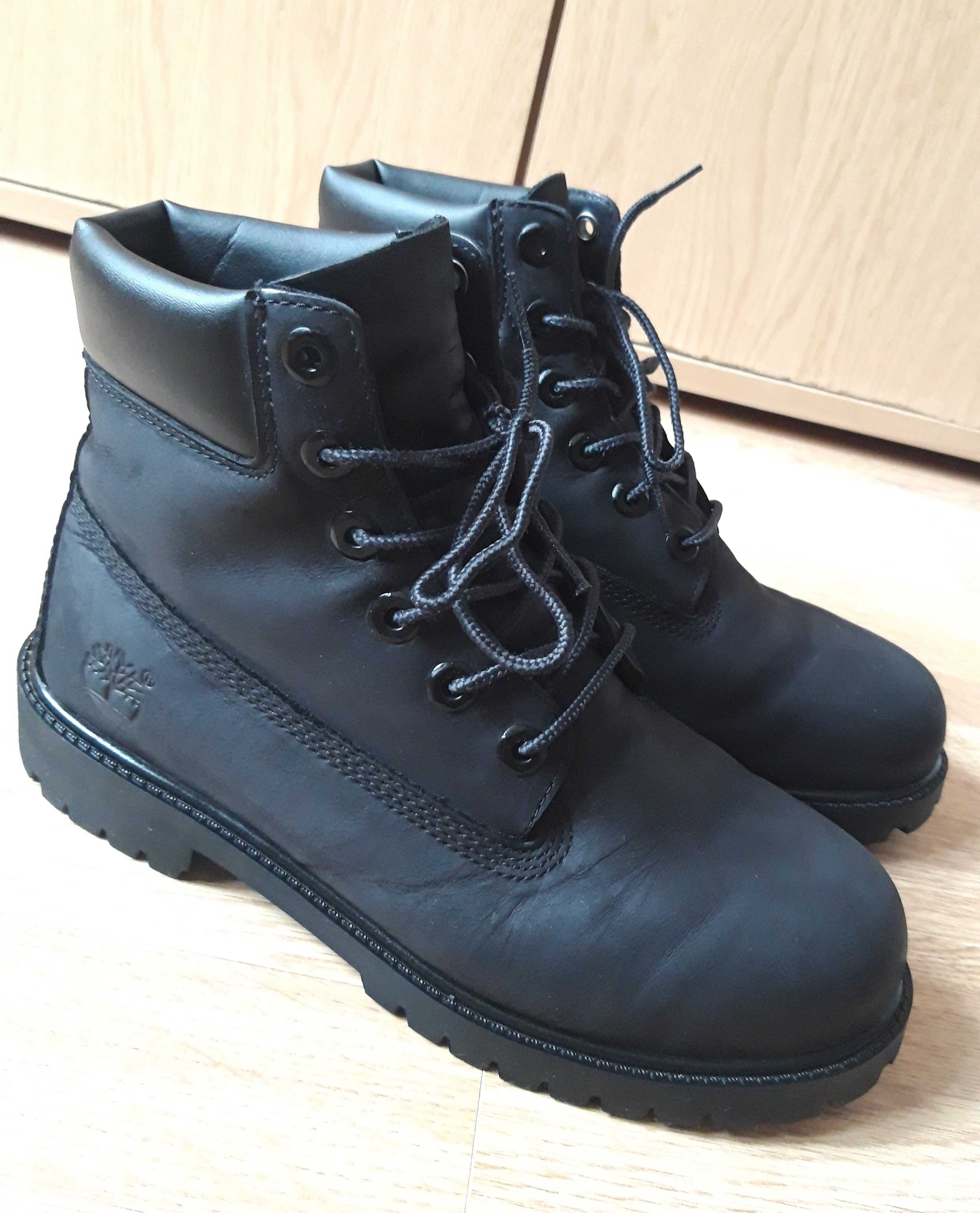 Bocanci Timberland negri de piele