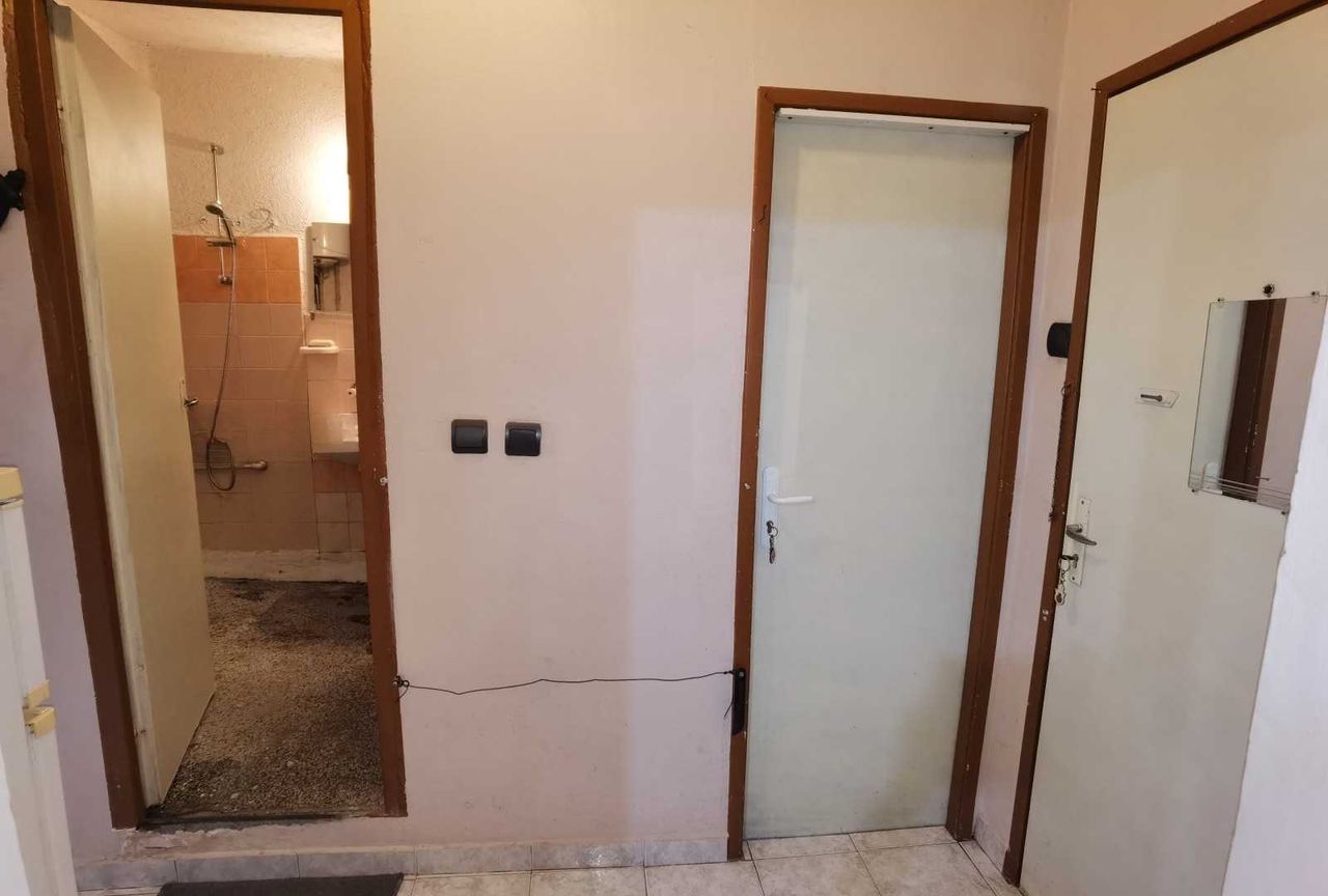Дава се под наем Едностаен апартамент в София, Дружба 1 - 42 кв.м за 350 € - Снимка #6