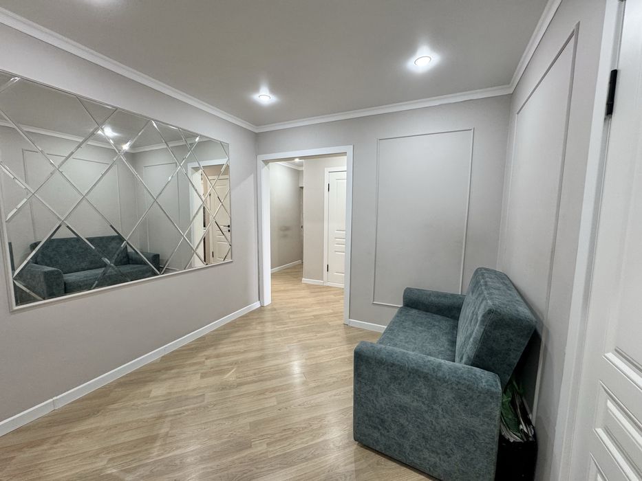 Продаётся 4 комн. кв - мкр.Степной-4, дом 12