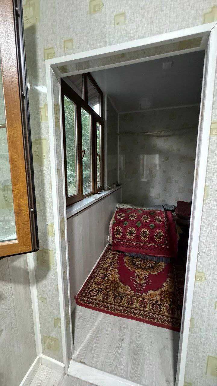Продается квартира Домбробод Наккошлик, 3*4/2/4. 77-серия.