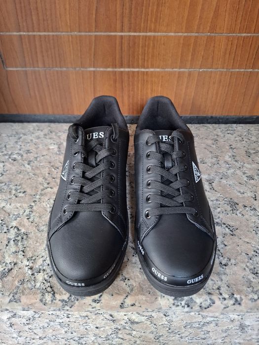 Guess обувки нови