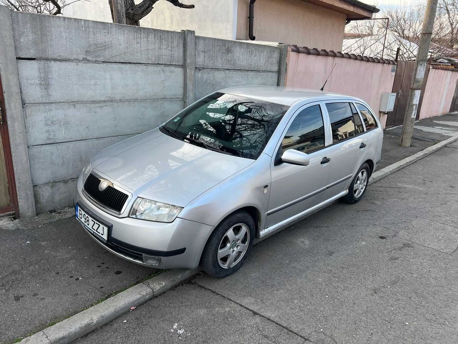 Vând Skoda Fabia 1.4 Benzină