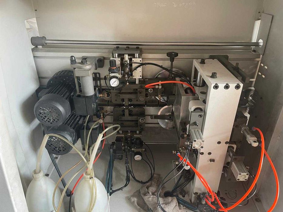 Кромкооблицовочный станок WDMAX WE-468JSGA (KDT KE-469JSGA) Б/У