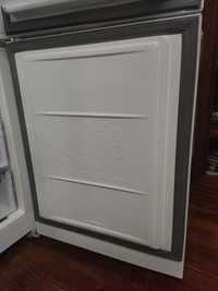 Продам холодильник Hotpoint Ariston