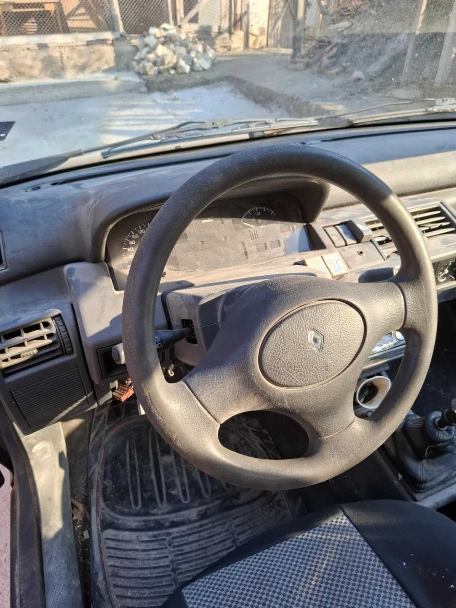 Рено Клио на части