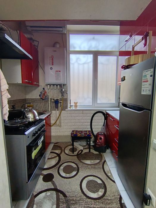 Срочно без маклер  Мирзо Улугбек тумани 1 хонали кв