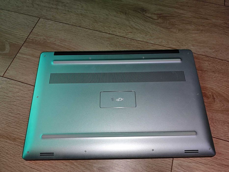 Laptop Dell XPS 15 9570, i7-8750H (6c) 16GB RAM 512GB SSD GTX 1050 Ti