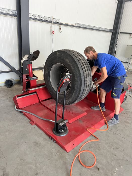 Vulcanizare auto , camion , utilaje, cauciucuri sh