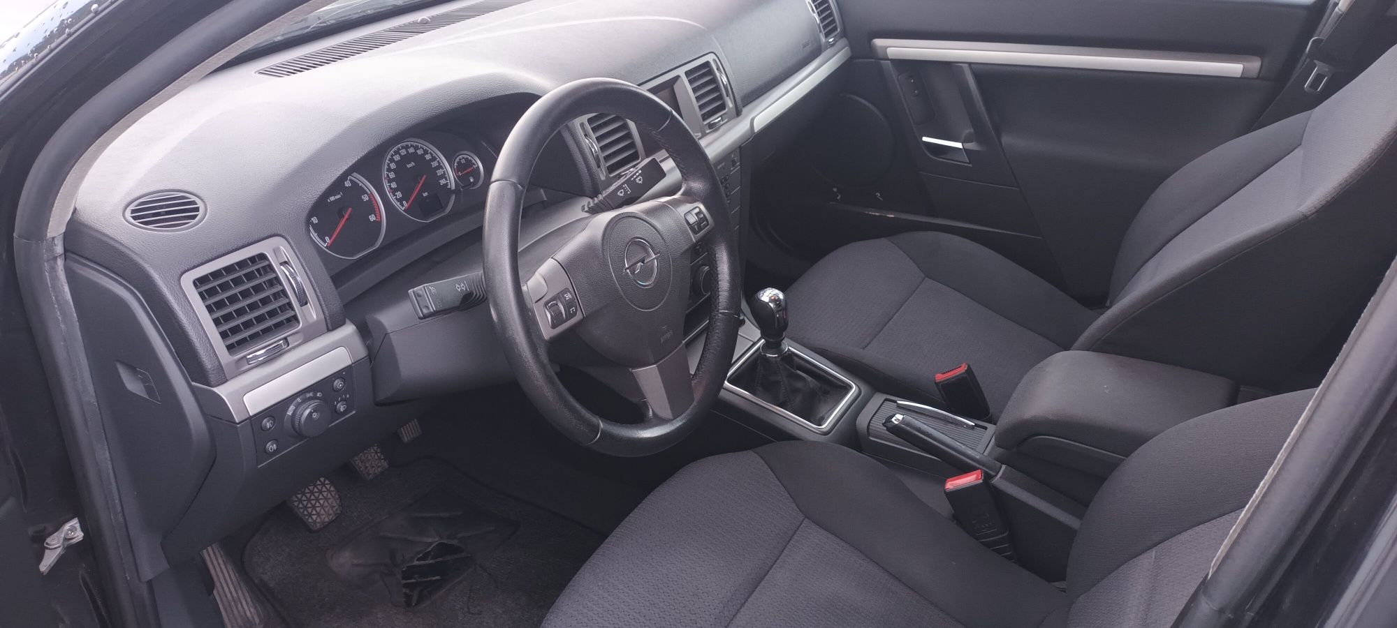 Vând Opel Vectra C
