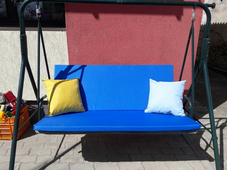 La comandă! Perne și saltele pentru dotare terase,plaja,piscine, etc!