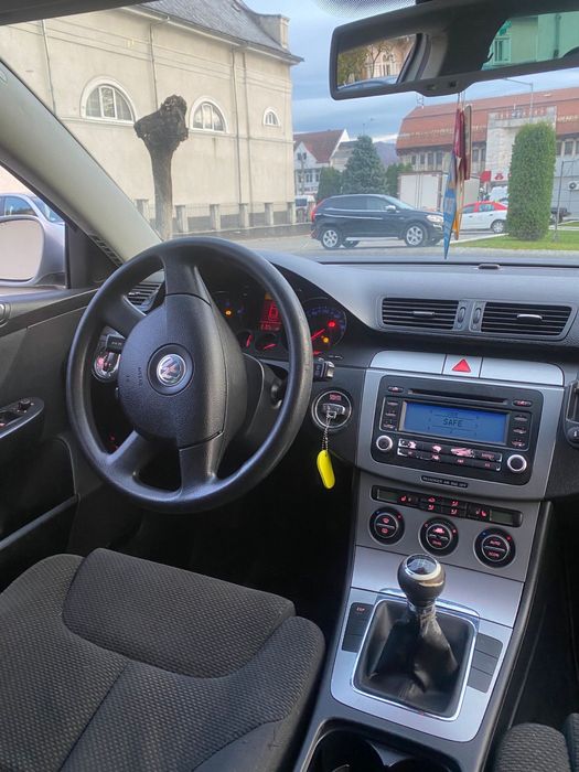 Vand Ww pasat , motor 2.0 , 140 cp ! Mai multe detalii in privat