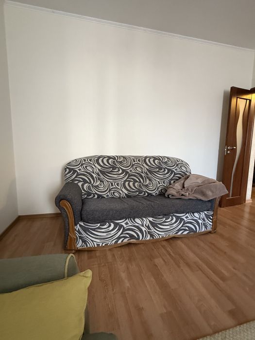 Продам мебель бу диван сервант