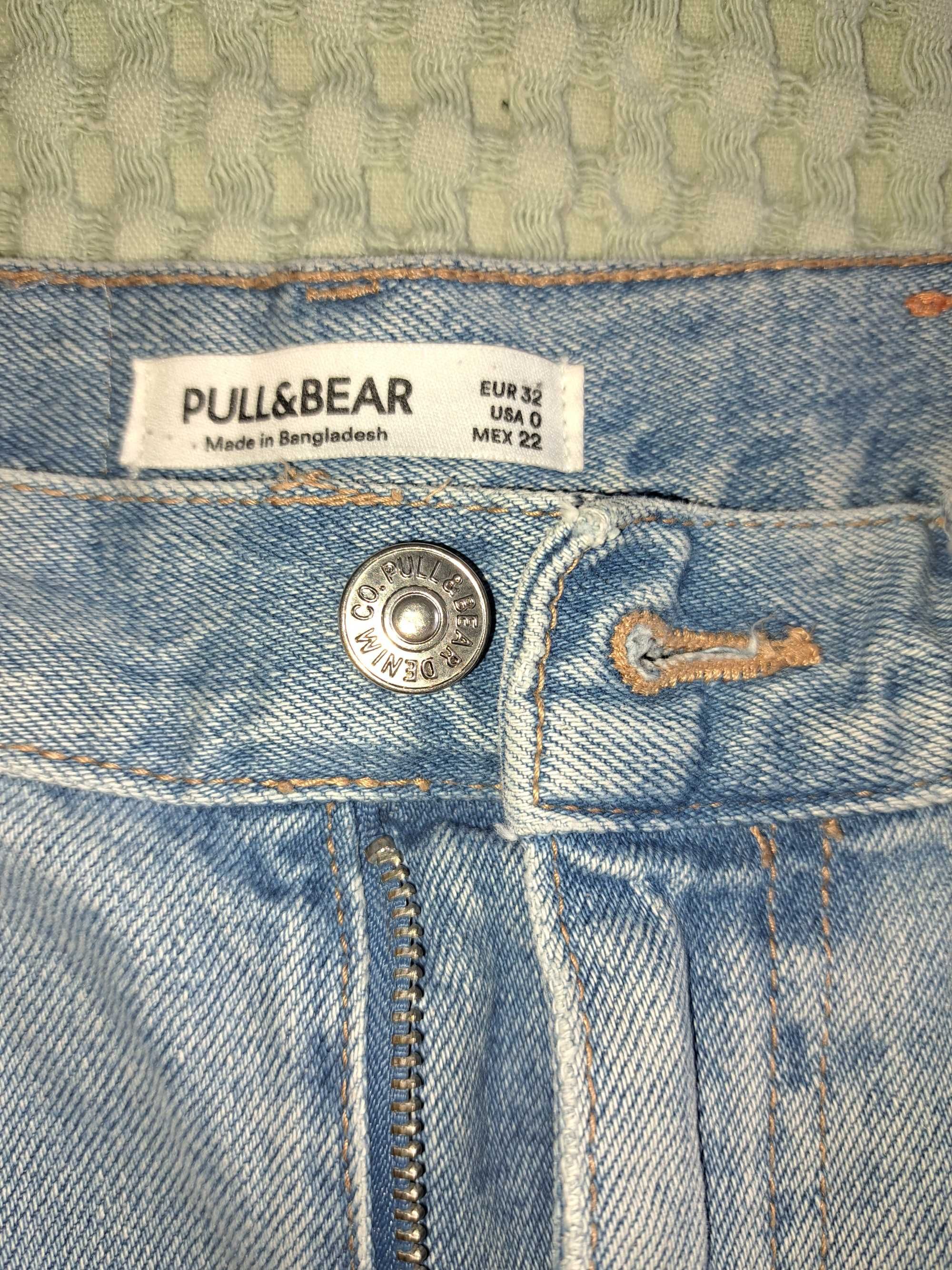 Pantaloni scurti Pull&Bear