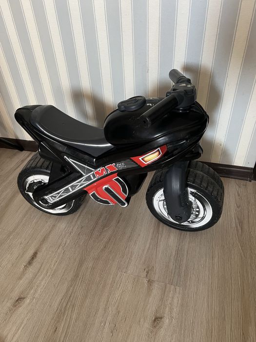 Мотоцикл толокар