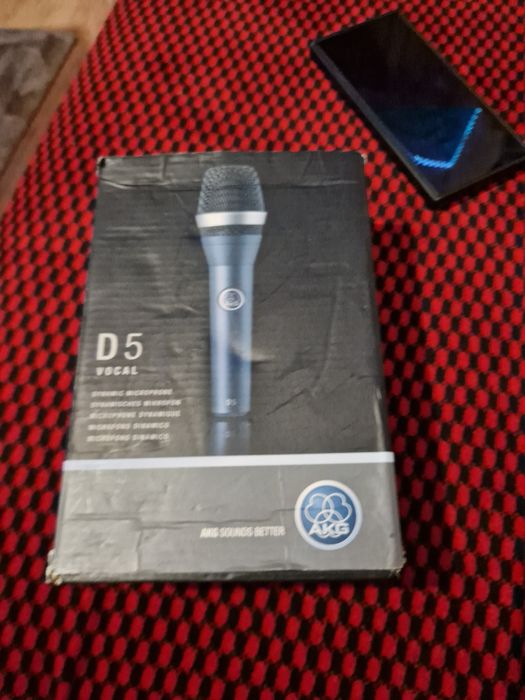 Microfon AKG nou