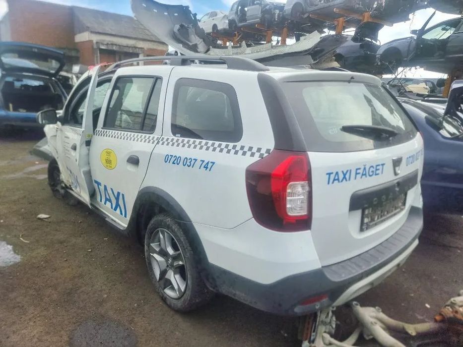 Dezmembrez Dacia Logan 2 facelift MCV, an 2018, motor 1.5 dci cutie de viteze manuala 5+1 trepte