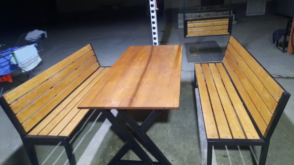 Продам стол, скамейки хорошего качества