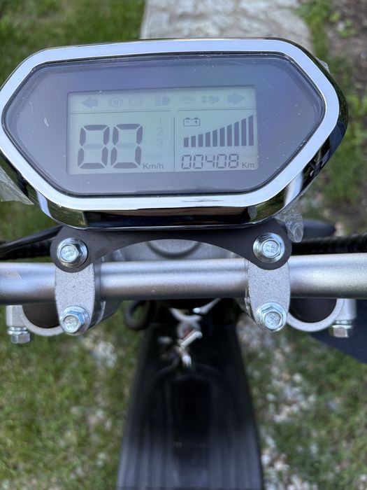Scuter electric 25 km autonomie